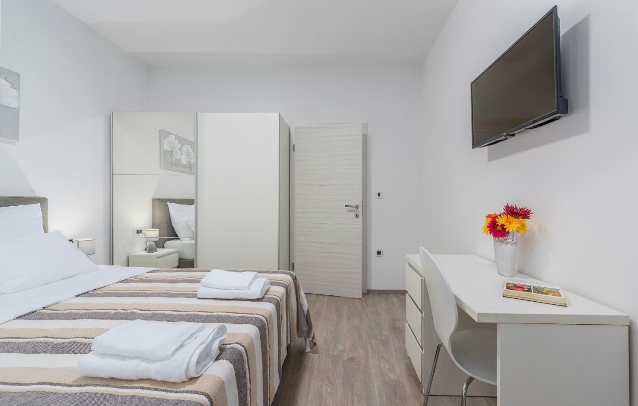 Apartments Vita 포레치 외부 사진